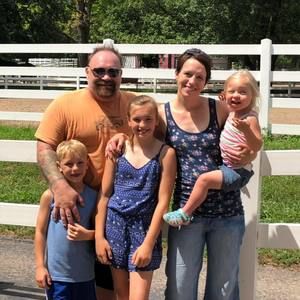 Meet your Posher, Carrie